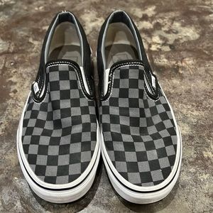 Vans unisex black and grey checker. Women’s size 7.5, men’s size 6